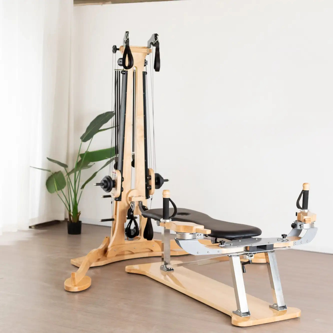Wooden Pilates Reformer with Tower Gym Equipment for Yoga Studio Home Core Training Fitness Machine